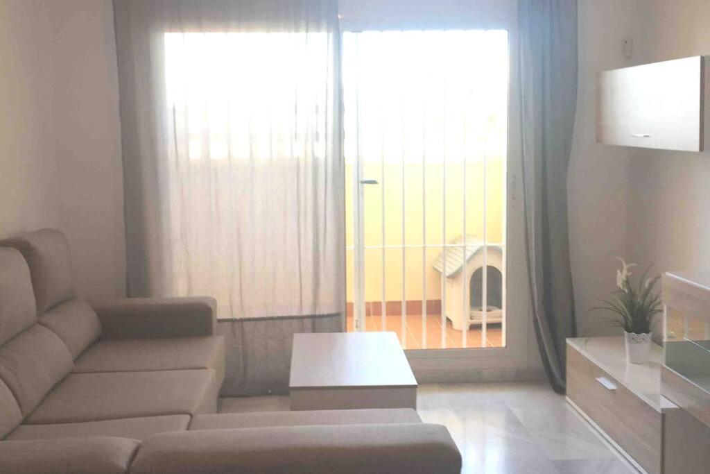 A 600 M De La Playa Y El Castillo Santa Ana Apartament *